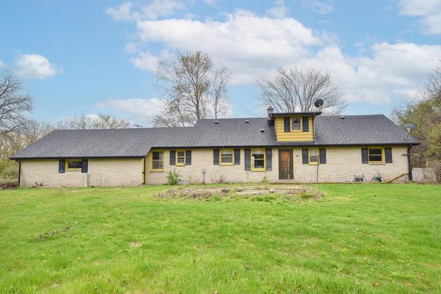 7526 County Line ROAD, Mequon, WI 53092