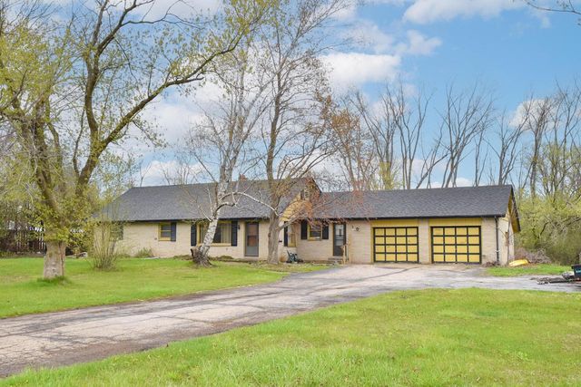 7526 County Line ROAD, Mequon, WI 53092