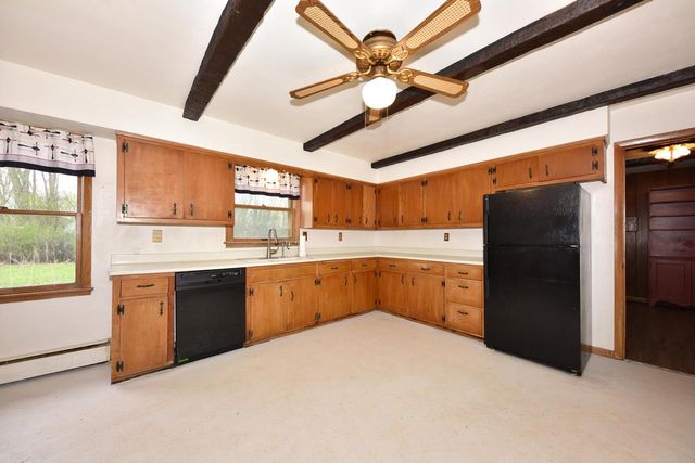 7526 County Line ROAD, Mequon, WI 53092