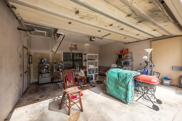2705 Yucca Avenue, Fort Worth, TX 76111