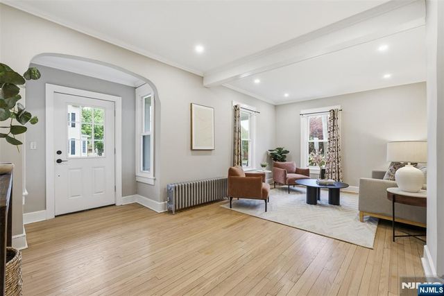 23 Center Avenue, Little Falls, NJ 07424