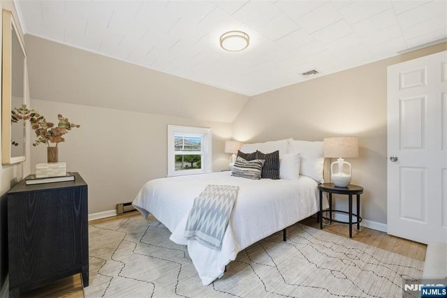 23 Center Avenue, Little Falls, NJ 07424