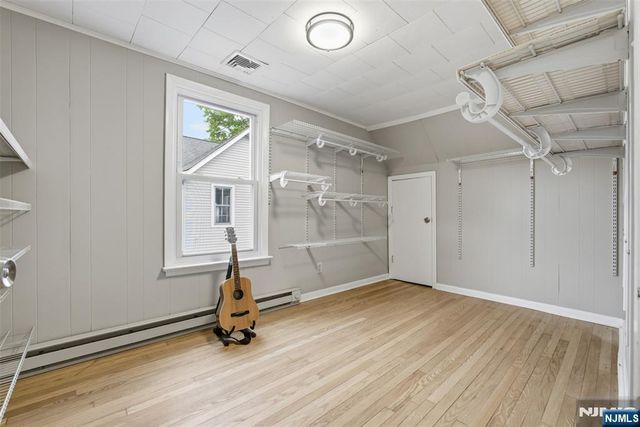 23 Center Avenue, Little Falls, NJ 07424