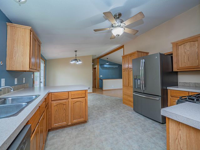 2525 E CLAYS FORK RD, Columbia, MO 65202