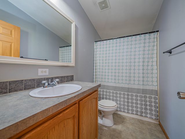 2525 E CLAYS FORK RD, Columbia, MO 65202