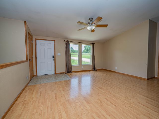 2525 E CLAYS FORK RD, Columbia, MO 65202