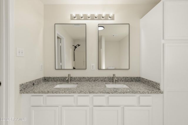106 Rue Nuage, Carencro, LA 70520
