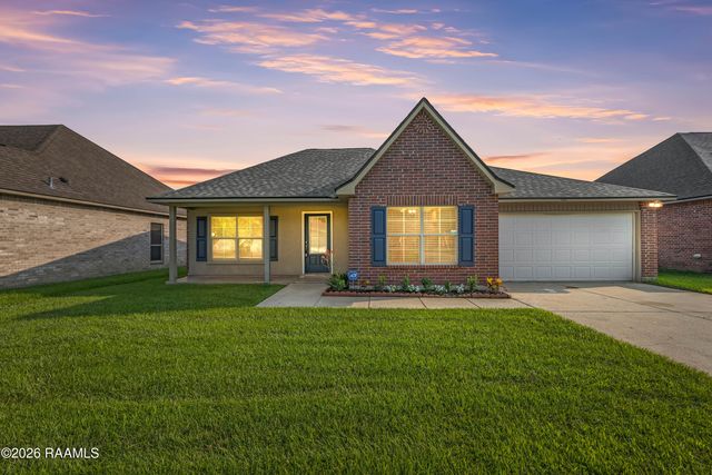 106 Rue Nuage, Carencro, LA 70520