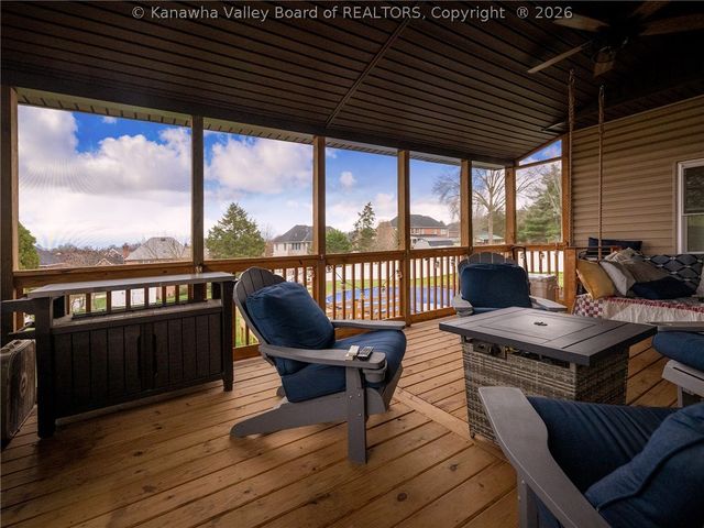 21 Chemar Drive, Hurricane, WV 25526