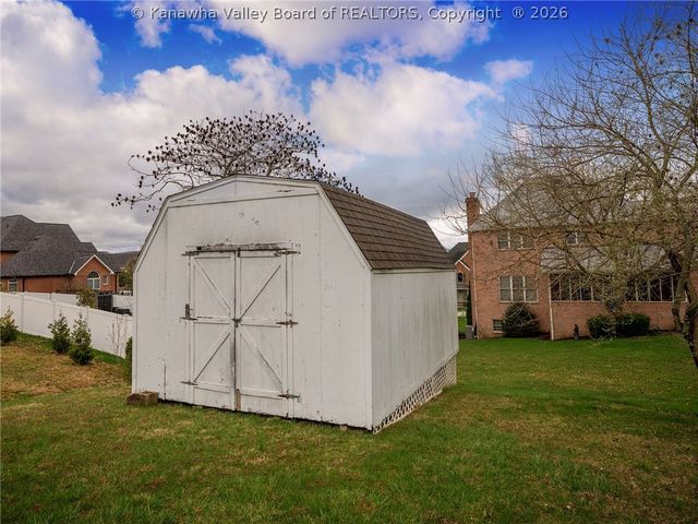 21 Chemar Drive, Hurricane, WV 25526