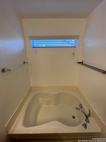 10909 CHARREADA TRL, San Antonio, TX 78245