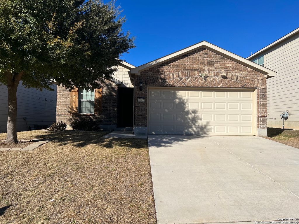10909 CHARREADA TRL, San Antonio, TX 78245
