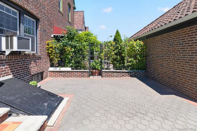 34-39 75th Street, Jackson Heights, NY 11372