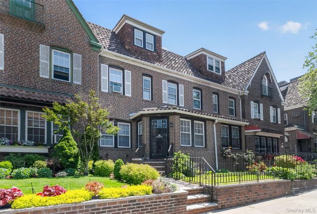 34-39 75th Street, Jackson Heights, NY 11372