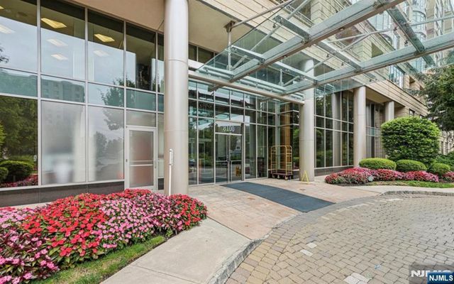 8100 River Road 905, North Bergen, NJ 07047
