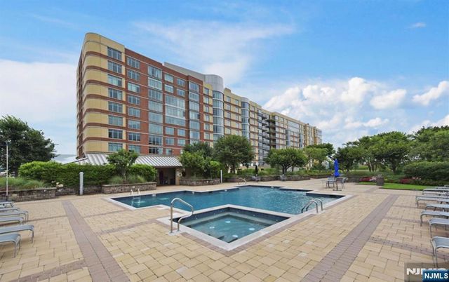 8100 River Road 905, North Bergen, NJ 07047