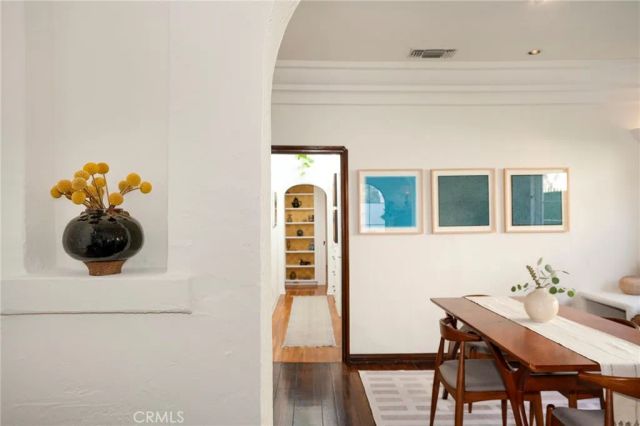 1705 S Genesee, Los Angeles, CA 90019