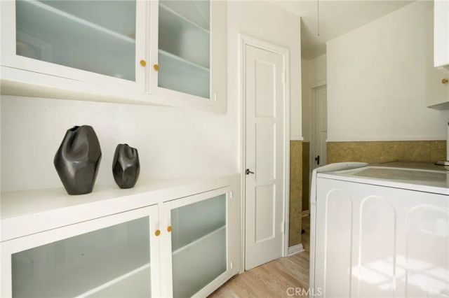 1705 S Genesee, Los Angeles, CA 90019