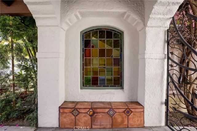 1705 S Genesee, Los Angeles, CA 90019