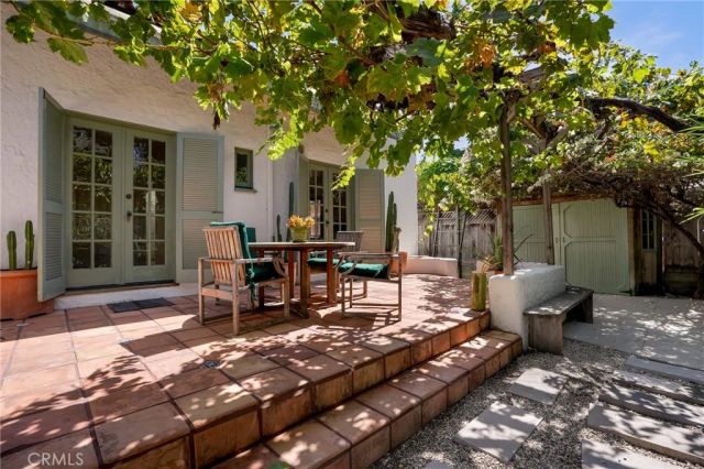 1705 S Genesee, Los Angeles, CA 90019