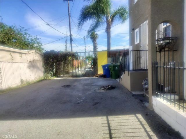 3940 W 60th Street, Los Angeles, CA 90043