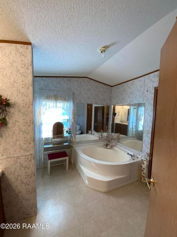 1040 Ann Drive, Arnaudville, LA 70512