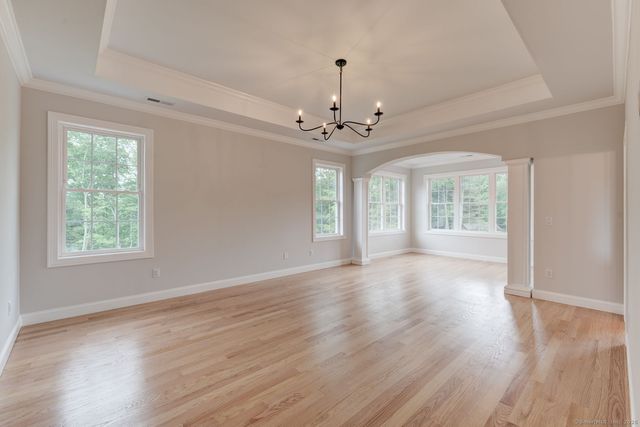 96 Crosby Road, Glastonbury, CT 06033