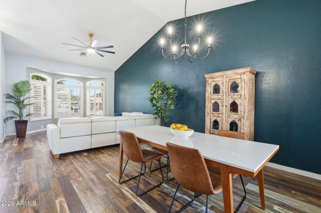 6950 W WILLOW Avenue, Peoria, AZ 85381