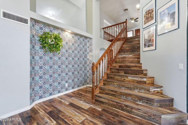 6950 W WILLOW Avenue, Peoria, AZ 85381