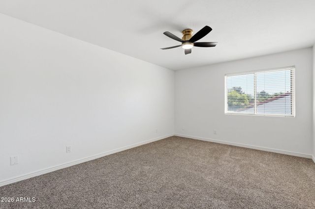 6950 W WILLOW Avenue, Peoria, AZ 85381