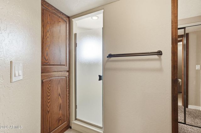 6950 W WILLOW Avenue, Peoria, AZ 85381