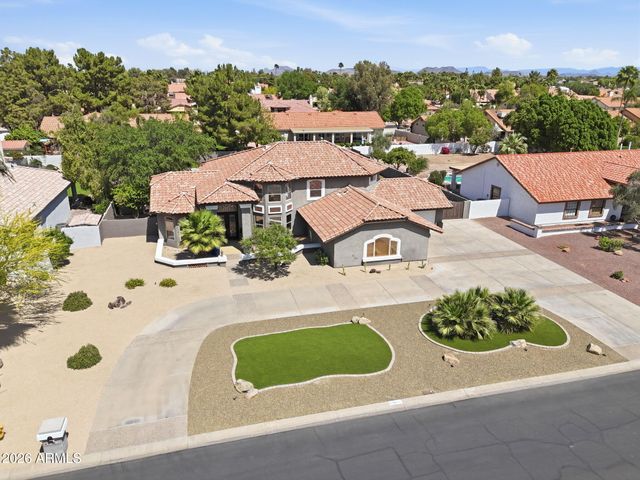 6950 W WILLOW Avenue, Peoria, AZ 85381