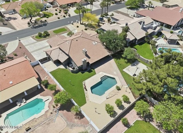 6950 W WILLOW Avenue, Peoria, AZ 85381