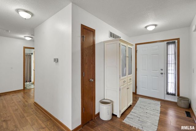 973 17TH Avenue, Silvis, IL 61282