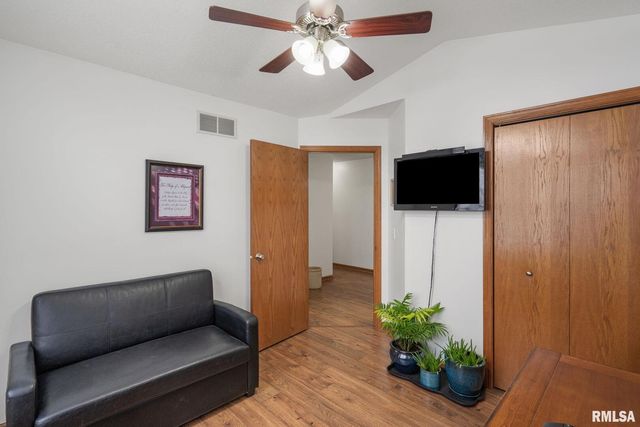 973 17TH Avenue, Silvis, IL 61282