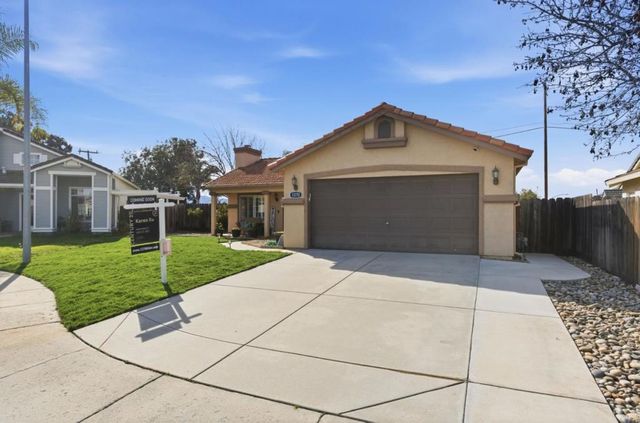 1270 Alder Street, Hollister, CA 95023