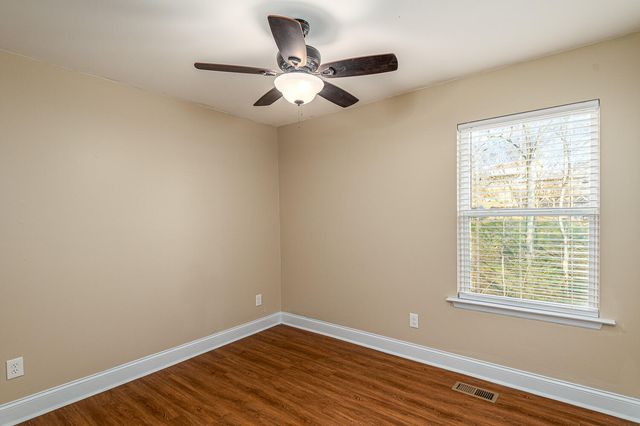 27 Berry Circle, Ringgold, GA 30736