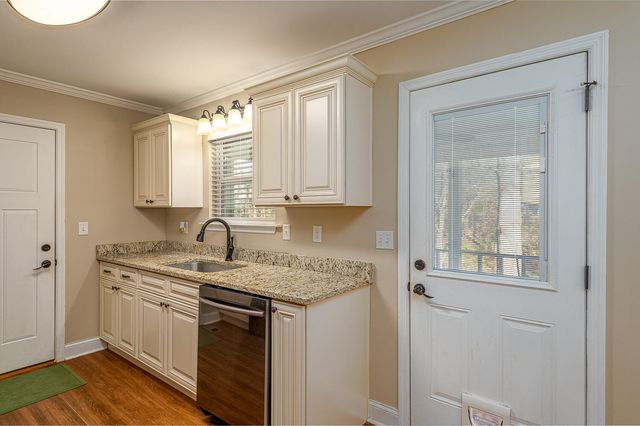 27 Berry Circle, Ringgold, GA 30736