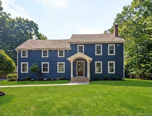 30 New Mill Road, Smithtown, NY 11787