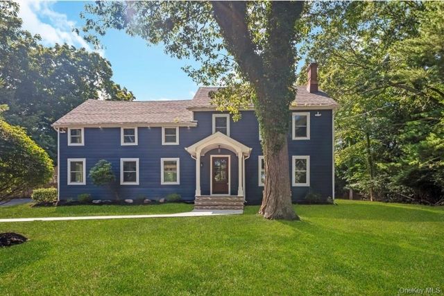 30 New Mill Road, Smithtown, NY 11787