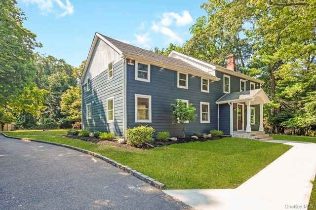 30 New Mill Road, Smithtown, NY 11787