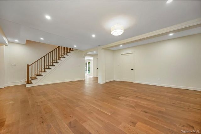 30 New Mill Road, Smithtown, NY 11787