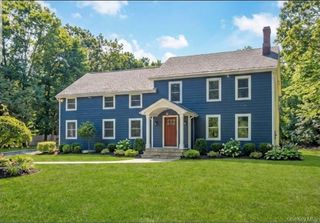 30 New Mill Road, Smithtown, NY 11787