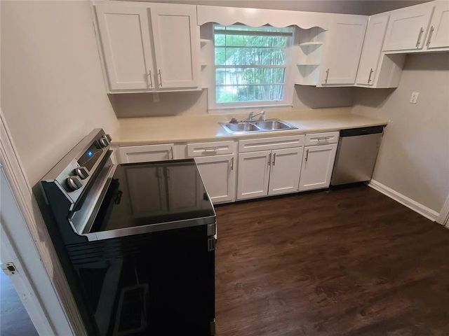 478 Pine Drive, Stone Mountain, GA 30083