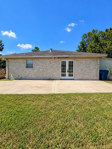 2835 Balmorhea Avenue A, Houston, TX 77039