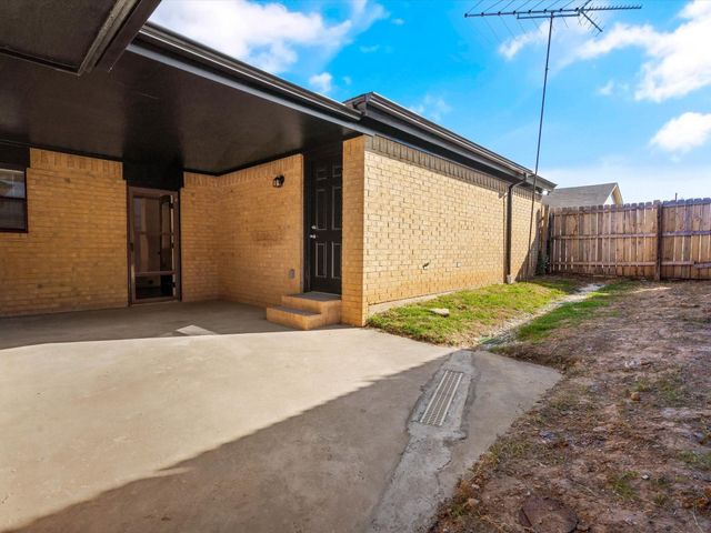 1117 S Rusk Street 1117, Weatherford, TX 76086