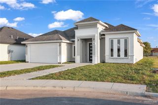 908 Bella Avenue, Alamo, TX 78516