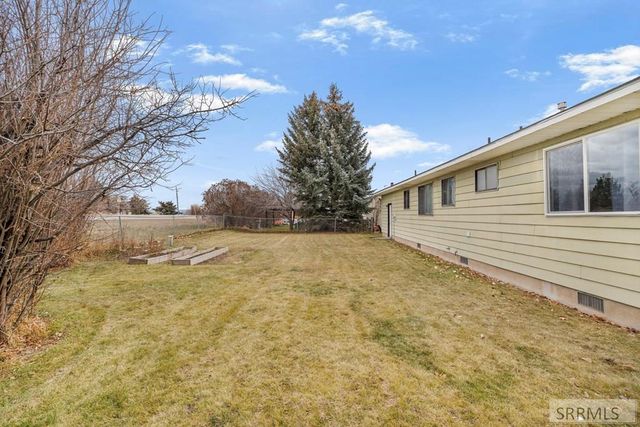 24 Jaxon Drive, Sugar City, ID 83448