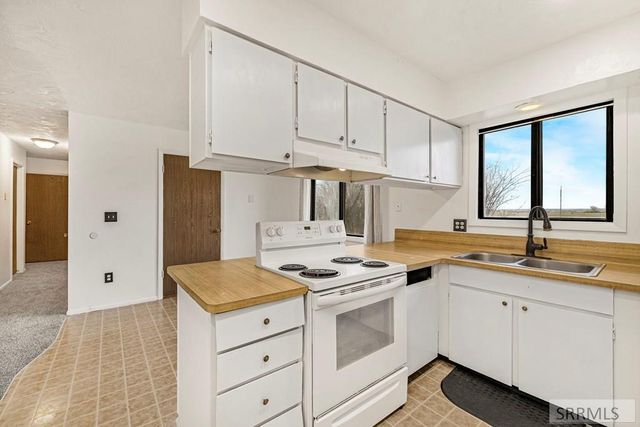 24 Jaxon Drive, Sugar City, ID 83448