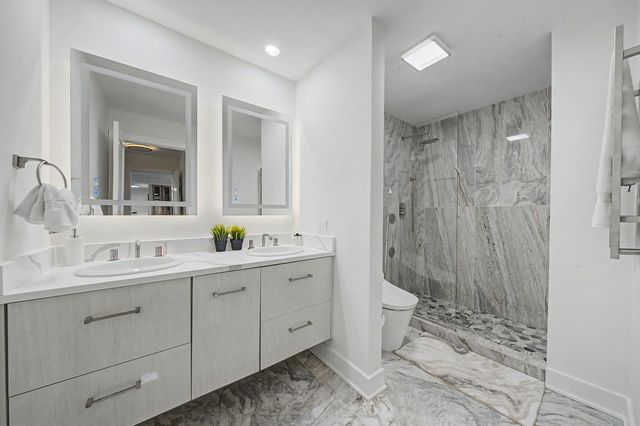 4050 Dundee Road 209, Northbrook, IL 60062